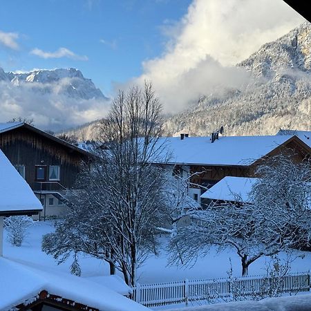 Dachgeschosswohnung Mit Traumhaftem Zugspitzblick Bei Garmisch ฟาร์ชอนท์ ภายนอก รูปภาพ