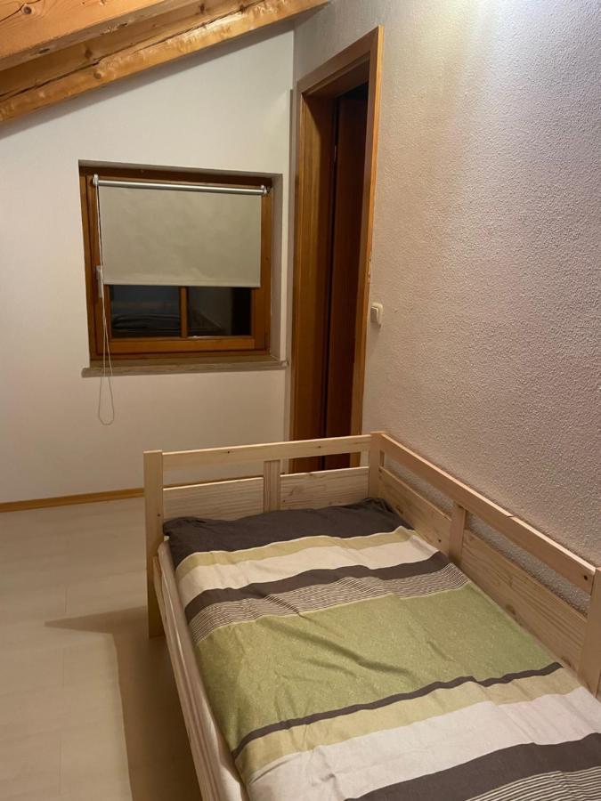 Dachgeschosswohnung Mit Traumhaftem Zugspitzblick Bei Garmisch ฟาร์ชอนท์ ภายนอก รูปภาพ